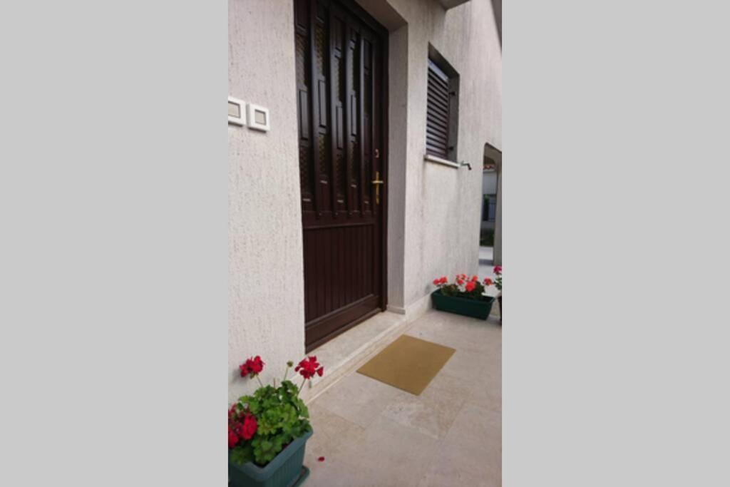 Apartment Vesna For 2, Free Parking And Wi-Fi Pula Exterior foto